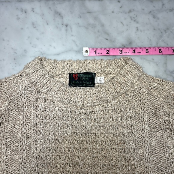 Vintage Abercrombie & Fitch Cream Fisherman Sweater with Cable-Knit - Picture 5 of 9